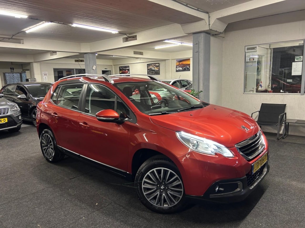 Peugeot 2008 - 1.2 *NAP*Automaat*2016*NAVI - AutoWereld.nl