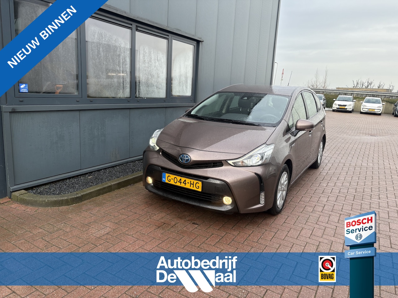 Toyota Prius - 1.8 VVT-i Hybrid Active 7-persoons KEYLESS/NAVI/CLIMA/ADAPT.CRUISE/TREKHAAK - AutoWereld.nl