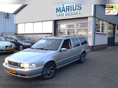 Volvo V70 - 2.5-10v Automaat Sand Silver 144 pk