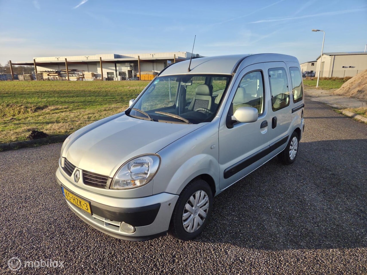 Renault Kangoo - combi 1.6-16V Privilège Dubbele schuifdeur - AutoWereld.nl