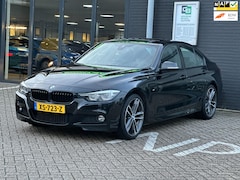 BMW 3-serie - 320i M Sport Edition/1STE EIG/PANO-DAK/CAMERA/LEDER/NAVI/NETTE STAAT
