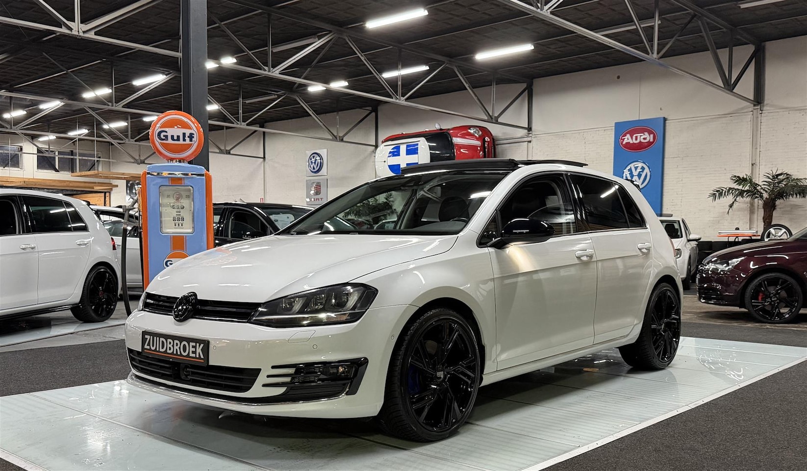 Volkswagen Golf - 1.4 TSI DSG! Pano! Leer! Cruise! Navi! CLima! - AutoWereld.nl