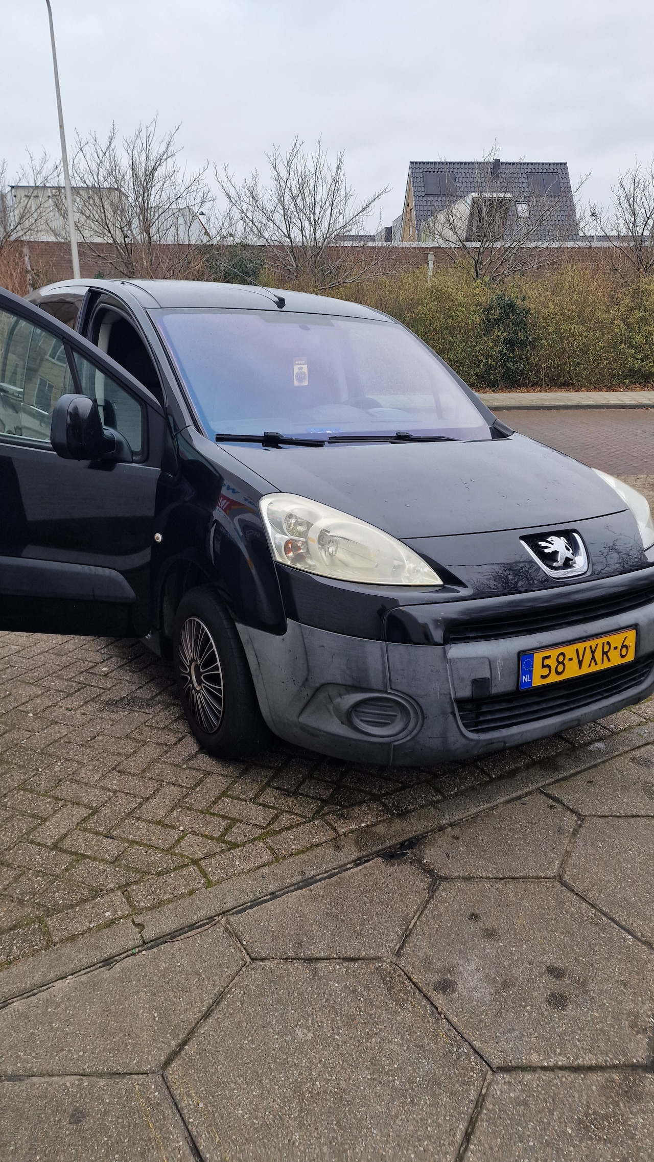 Peugeot Partner - 120 1.6 HDI L1 XR - AutoWereld.nl