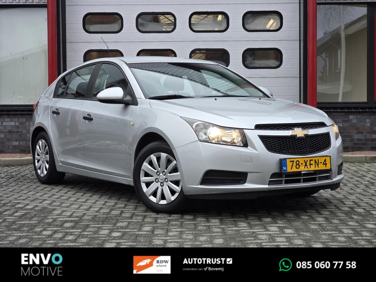 Chevrolet Cruze - 1.6 LS Airco/PDC/Trekhaak - AutoWereld.nl