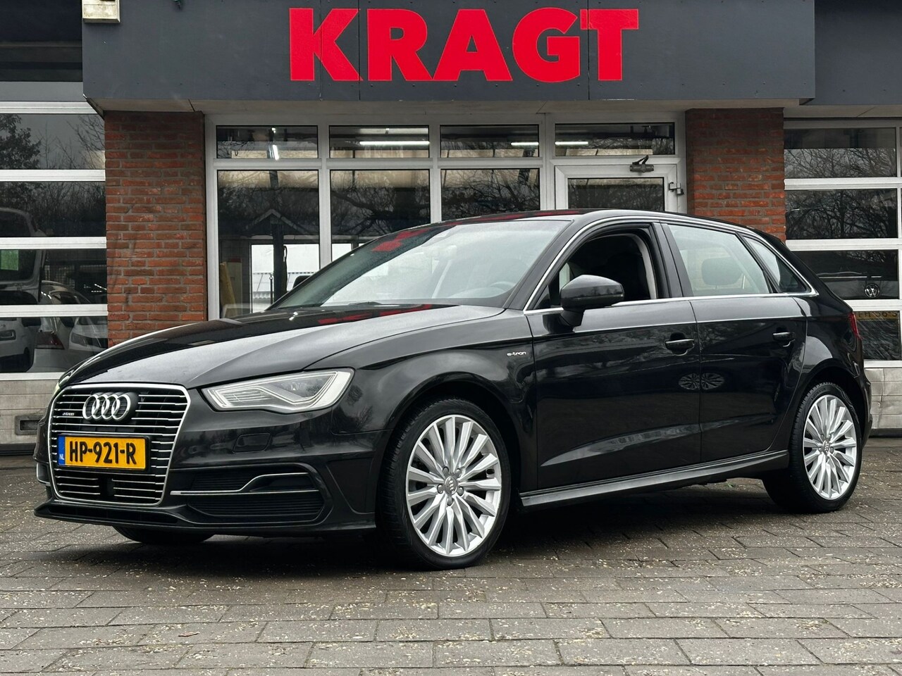 Audi A3 Sportback - Ambition Pro Line plus 1.4 e-tron PHEV 150 pk - Xenon - 18" - AutoWereld.nl