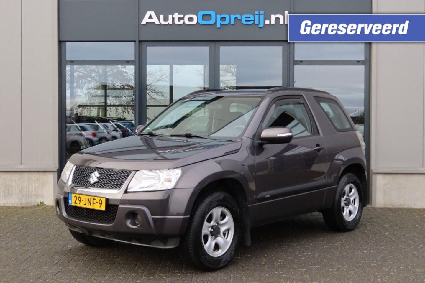 Suzuki Vitara - 1.6-16V 4WD Comfort Airco, Trekhaak - AutoWereld.nl
