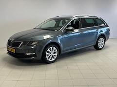 Skoda Octavia - 1.6 TDI Automaat Greentech Ambition - Stoelverwarm. Carplay - Cruise