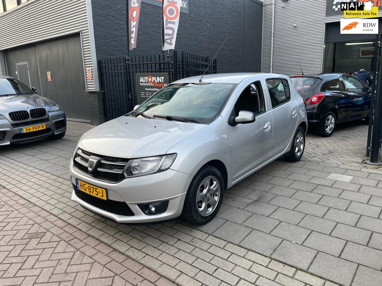 Dacia Sandero - 0.9 TCe 10th Anniversary 2e Eigenaar! Trekhaak Airco NAP APK - AutoWereld.nl