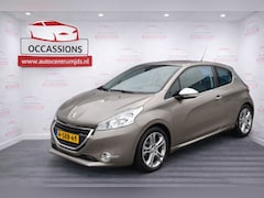 Peugeot 208 - 1.2 VTi Allure. nieuw gereviseerde motor 0 km