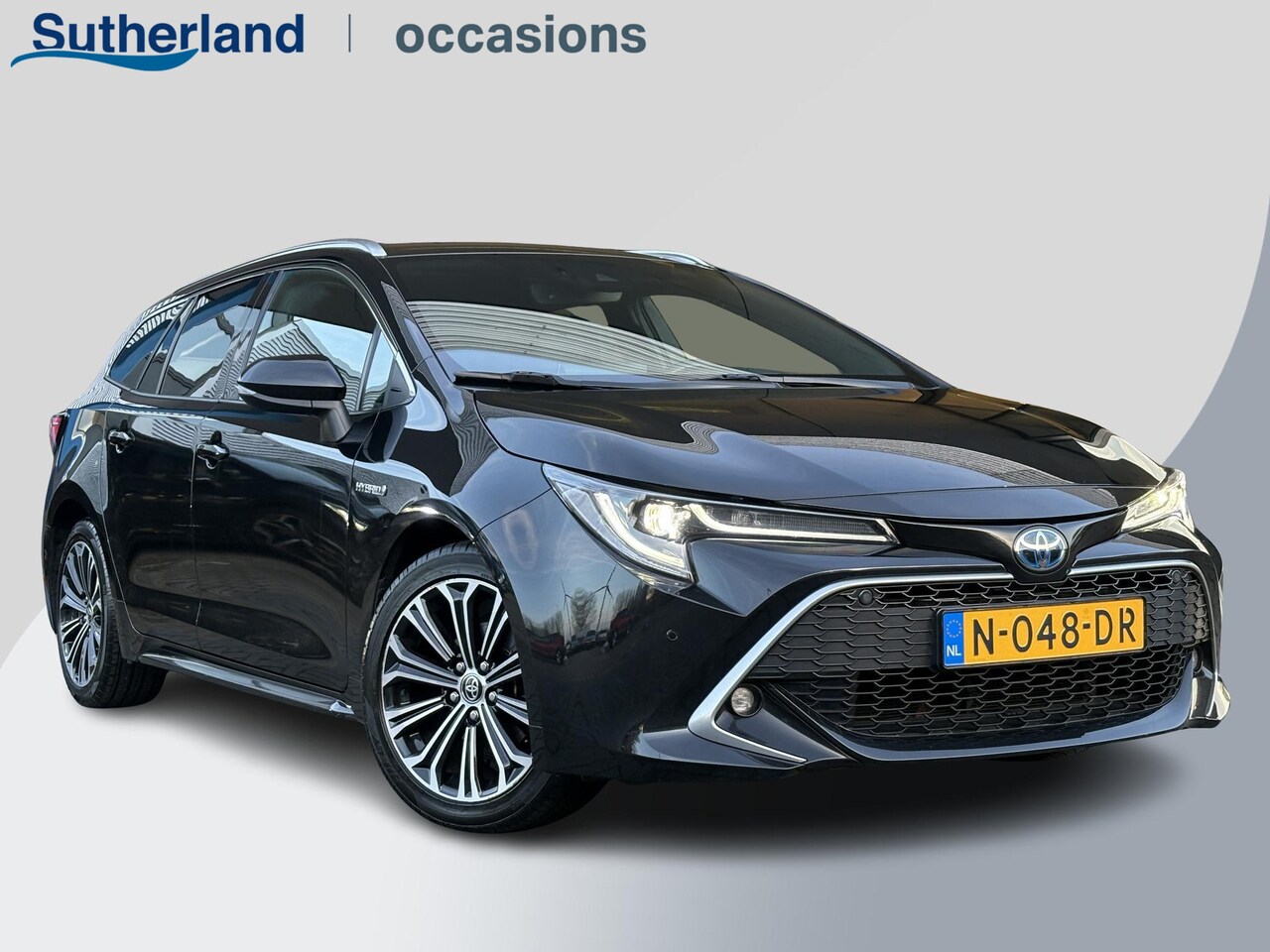 Toyota Corolla Touring Sports - 1.8 Hybrid Executive | Trekhaak | Stoelverwarming | Head-up Display | Camera | Full LED | - AutoWereld.nl