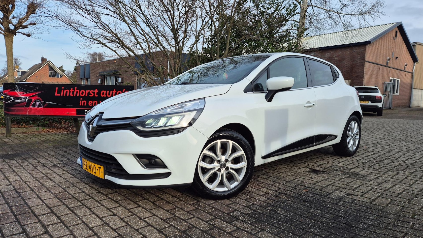 Renault Clio - 1.5 dCi Ecoleader Intens-navi-clima-2018 - AutoWereld.nl