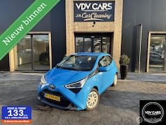 Toyota Aygo - 1.0VVT-i x-play Automaat | Airco | A-camera | LED