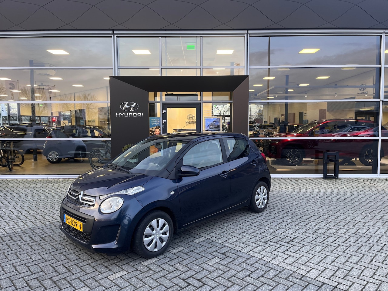 Citroën C1 - | e-VTI Feel | | Achterbank in delen neerklapbaar | Bandenspanningscontrolesysteem | Bestu - AutoWereld.nl