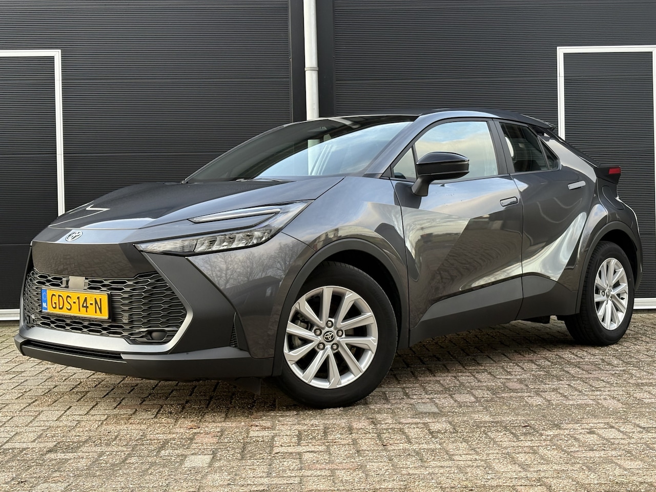 Toyota C-HR - 1.8 Hybrid 140 Active | NL-auto - AutoWereld.nl