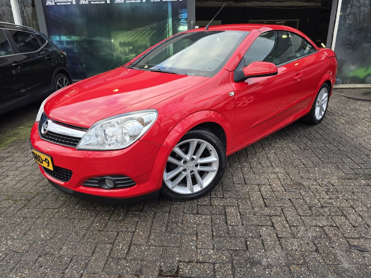 Opel Astra TwinTop - 1.6 Temptation | 12MND GARANTIE | AIRCO | CRUISE | LMV | NW APK | - AutoWereld.nl