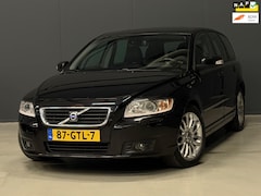 Volvo V50 - 2.4i Momentum 170 PK AUTOMAAT LEDER/STOELVERW/CRUISE