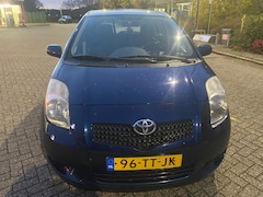 Toyota Yaris - 1.3 VVTi Sol