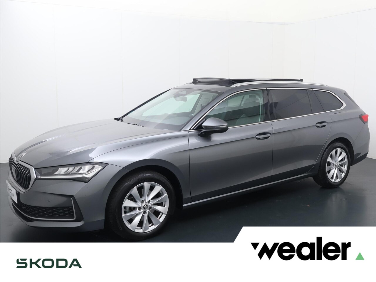 Skoda Superb Combi - 1.5 TSI MHEV First Edition | 150 PK | Automaat | Trekhaak wegklapbaar | Panoramadak | Appl - AutoWereld.nl