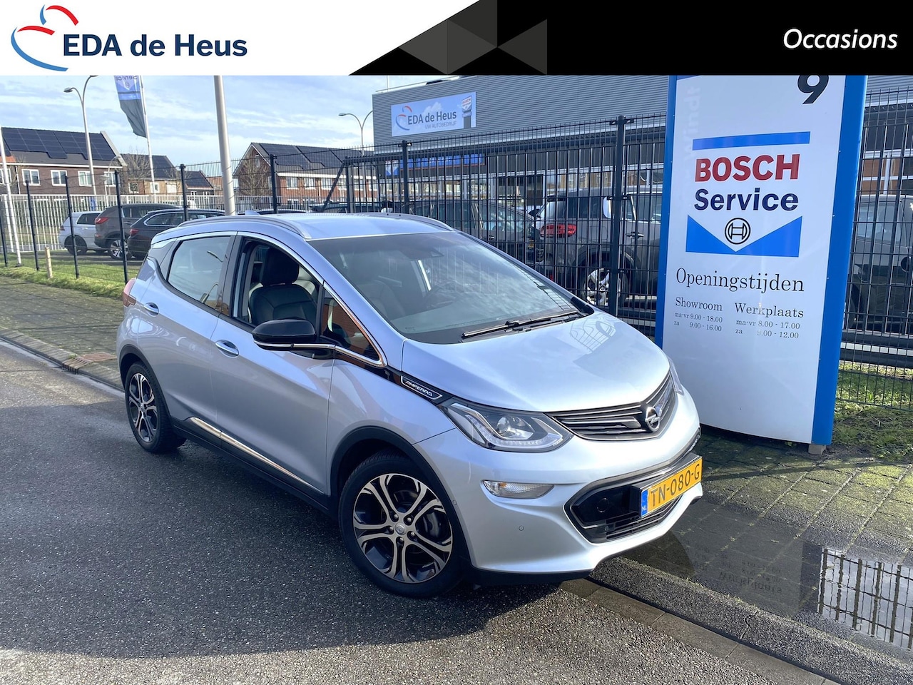 Opel Ampera-e - Business Executive 60 kWh | Bose | Navigatie | Stoel/Stuur Verwarming | Lederen Interieur - AutoWereld.nl