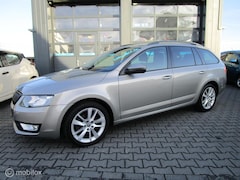 Skoda Octavia Combi - 1.4 TSI Greentech Trekhaak 1500kg Ruimte