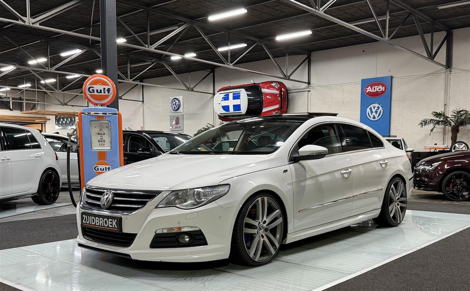 Volkswagen Passat CC - 3.6 V6 4Motion Uniek! Vol optie's! Dynaudio! Dak! DSG! Cruise! Clima! Leer! - AutoWereld.nl