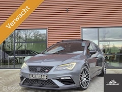 SEAT Leon ST - 2.0 TSI CUPRA 300 4DRIVE Keyless|Pano|KW|Carplay|Camera|Dealeronderhouden