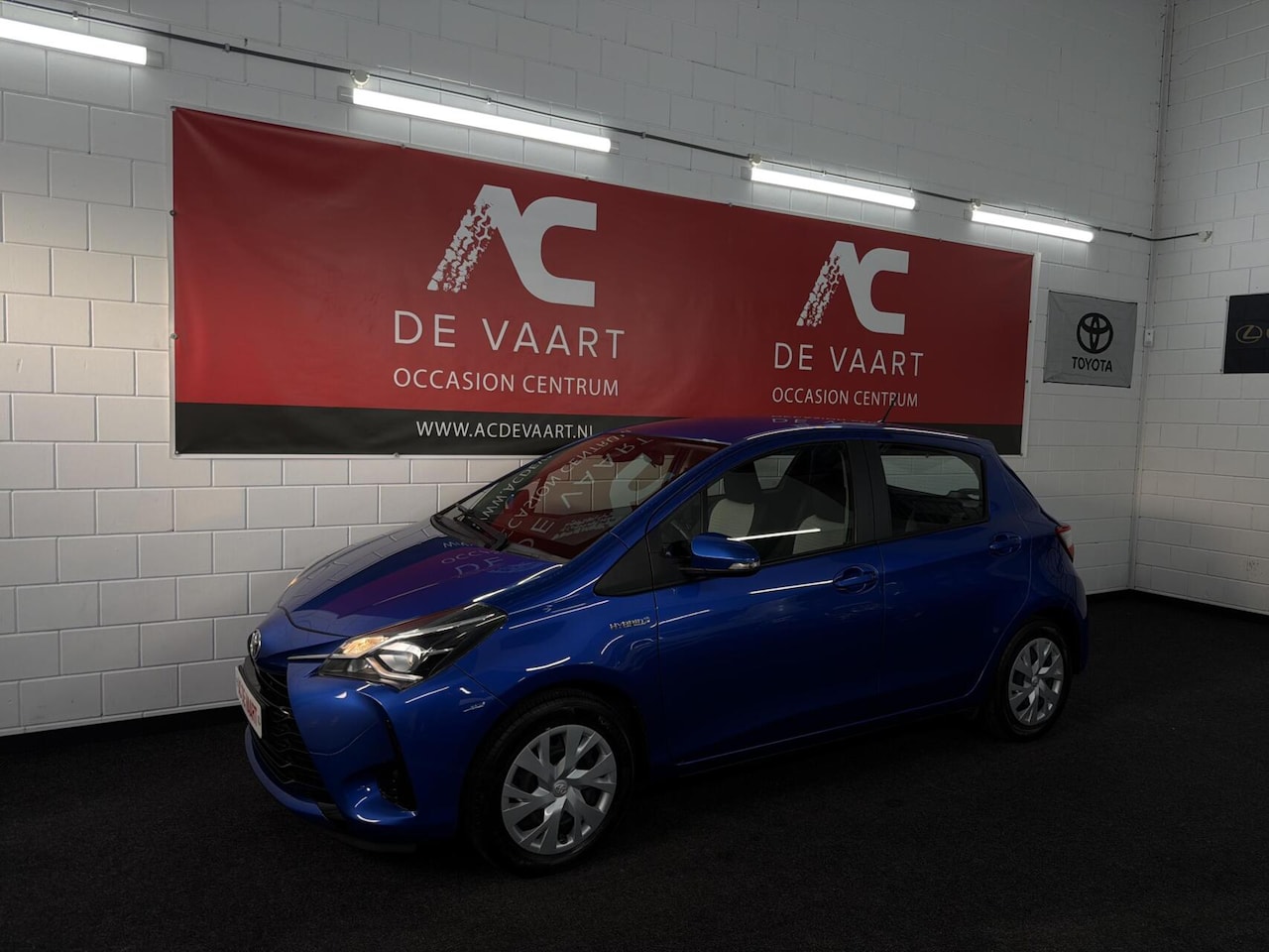 Toyota Yaris - 1.5 Hybrid Energy - FACELIFT/NAVI/LANEASSIS/NAP - AutoWereld.nl