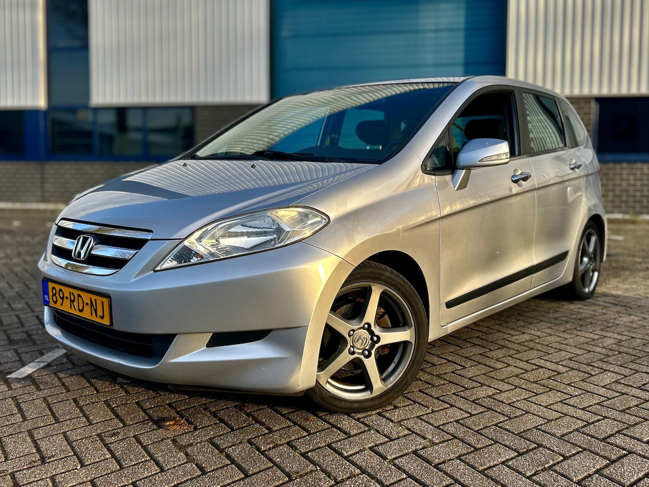 Honda FR-V - 1.7i * TREKHAAK * - AutoWereld.nl