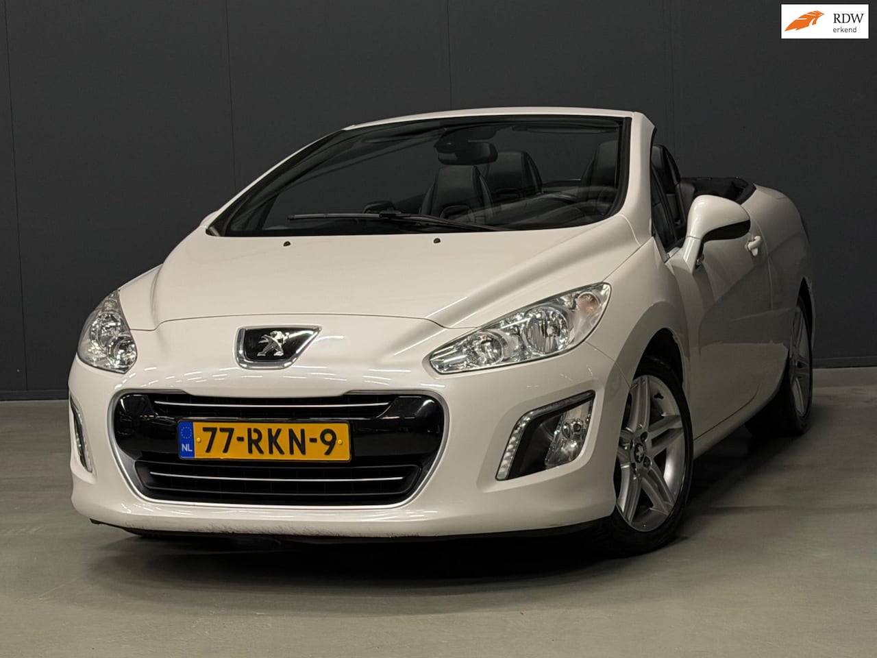 Peugeot 308 CC - 1.6 THP Griffe NAVI/STOELVERWARMD-GEKOELD/LEDER | NETTE AUTO ! - AutoWereld.nl