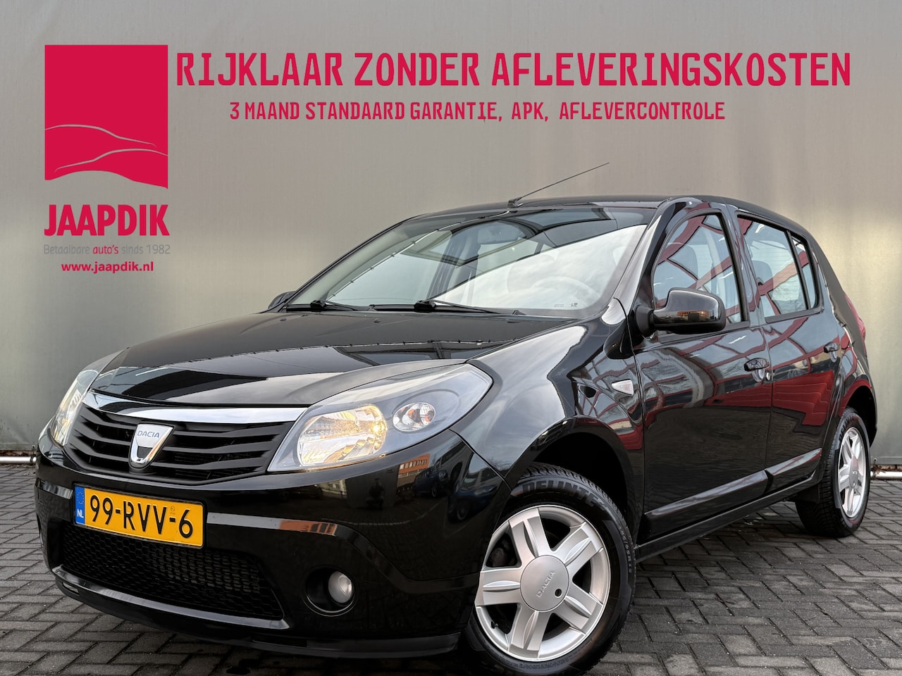 Dacia Sandero - BWJ 2011 1.2 75 PK Blackline RADIO | AIRCO | AUX | LMV - AutoWereld.nl