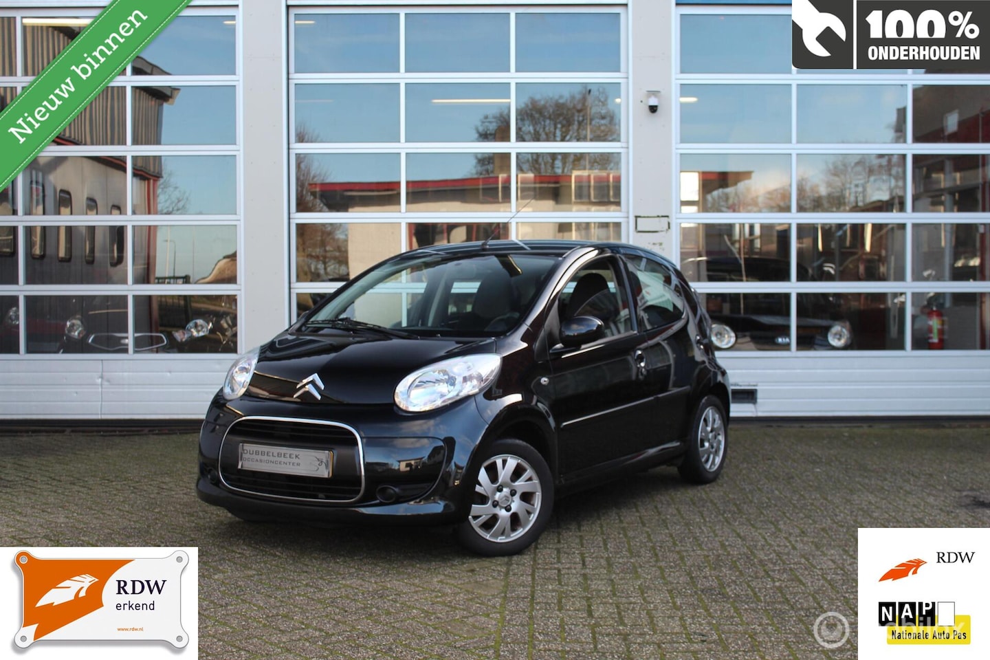 Citroën C1 - 1.0-12V 5-DEURS Facelift Exclusive Airconditioning Half Leder/Alcantara Bekleding Interieu - AutoWereld.nl