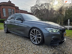 BMW 3-serie - 320i High Executive LEDER / 19inch M-SPORT M3
