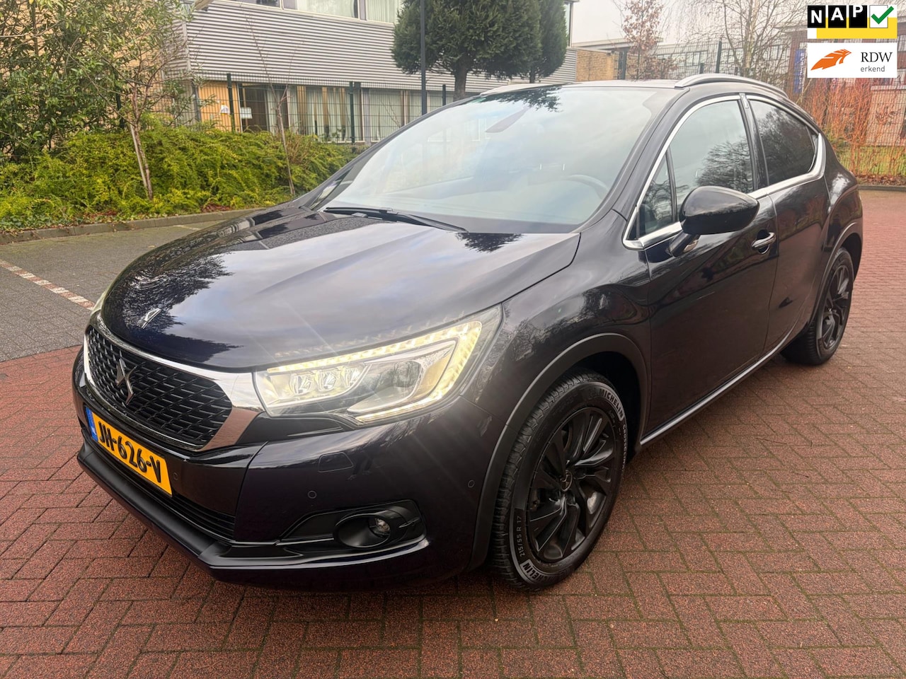 DS 4 Crossback - 1.2 PureTech Business / Navi / Trekhaak / LED - AutoWereld.nl