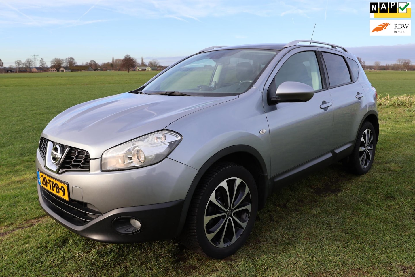 Nissan Qashqai - 1.6 Connect Edition|Pano|Camera|Trekhaak|Cruise - AutoWereld.nl