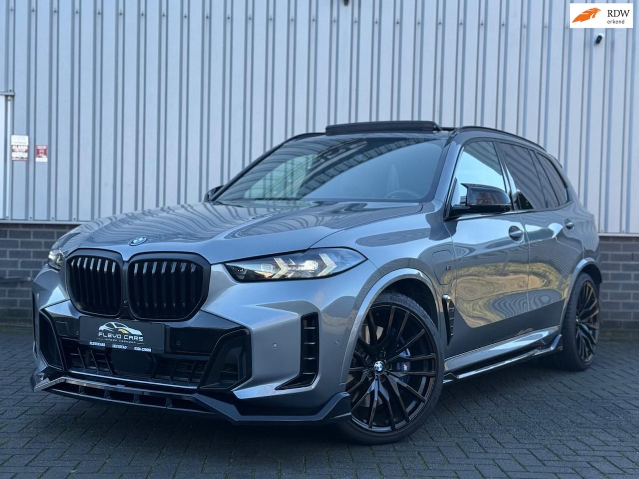 BMW X5 - XDrive 50e M-Sport PRO|PANO|HEAD-UP|360|SOFTCLOSE|H&K|TREKHAAK| - AutoWereld.nl