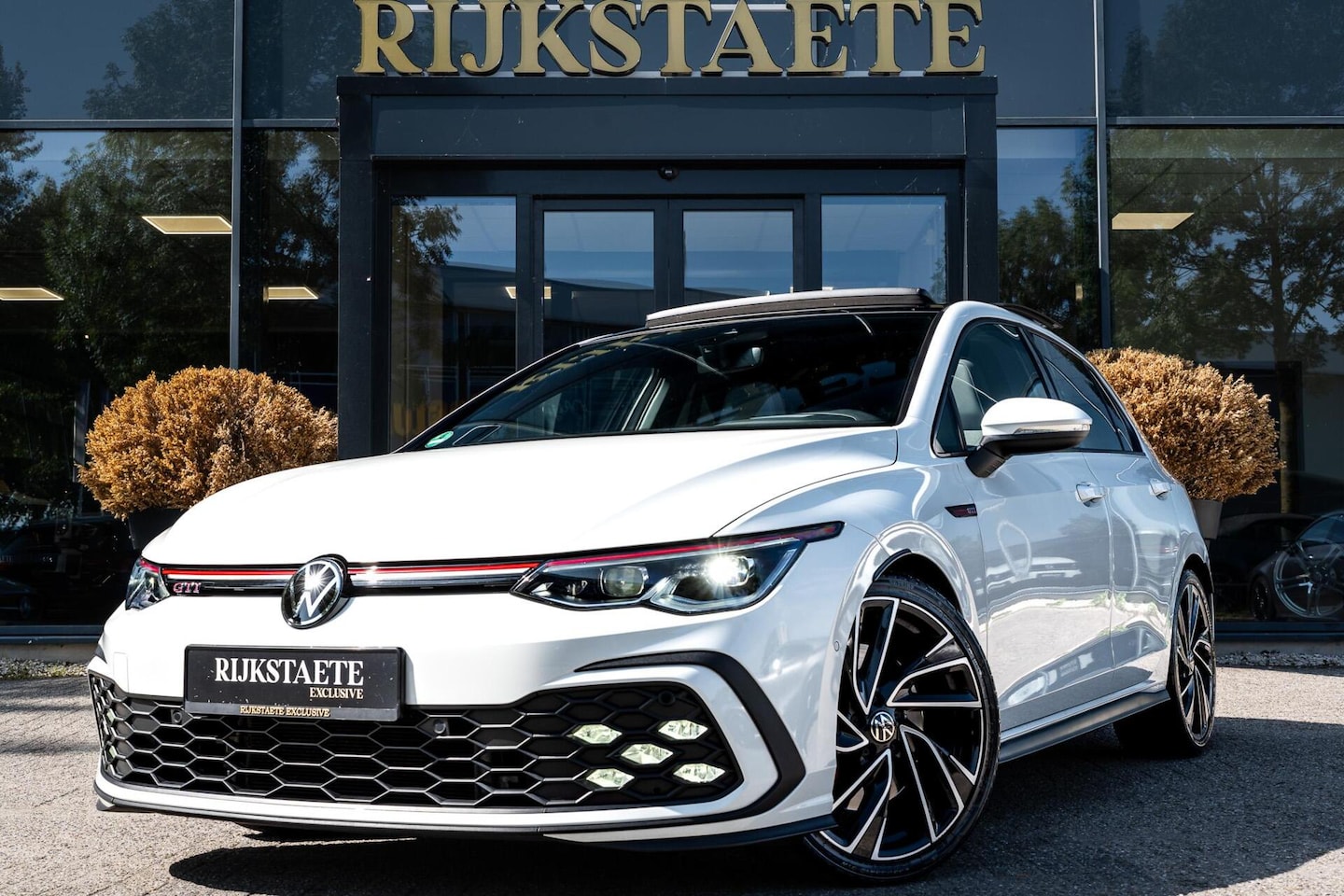 Volkswagen Golf - 2.0 TSI GTI|PANO|H&K|ACC|MEMORY|STANDKACHEL - AutoWereld.nl