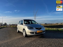 Mazda 2 - 2 1.4 Touring