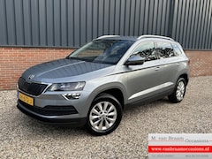 Skoda Karoq - 1.0 TSI Clever Edition Navigatie/Pdc/Ecc/Trekhaak/Pr-Glass/Chrome