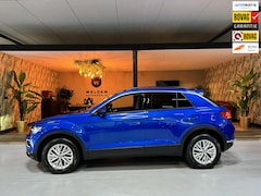 Volkswagen T-Roc - 1.5 TSI Style Garantie Carplay StoelVW Adoptieve Cruise Front ASS Clima Navi Led Dab Rijkl