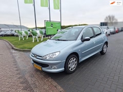 Peugeot 206 - 1.4 Air-line 2 / Zeer nette auto / APK jan 2027
