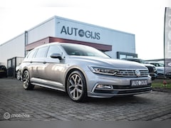 Volkswagen Passat Variant - 1.4 TSI ACT Highline Business R | VC | ACC | Camera | Alcantara | Trekhaak | Dealer onderh