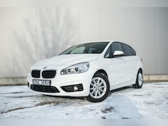 BMW 2-serie Active Tourer - 220i High Executive | LED | Stoelverwarming | Sportstoelen | PDC | Automaat |