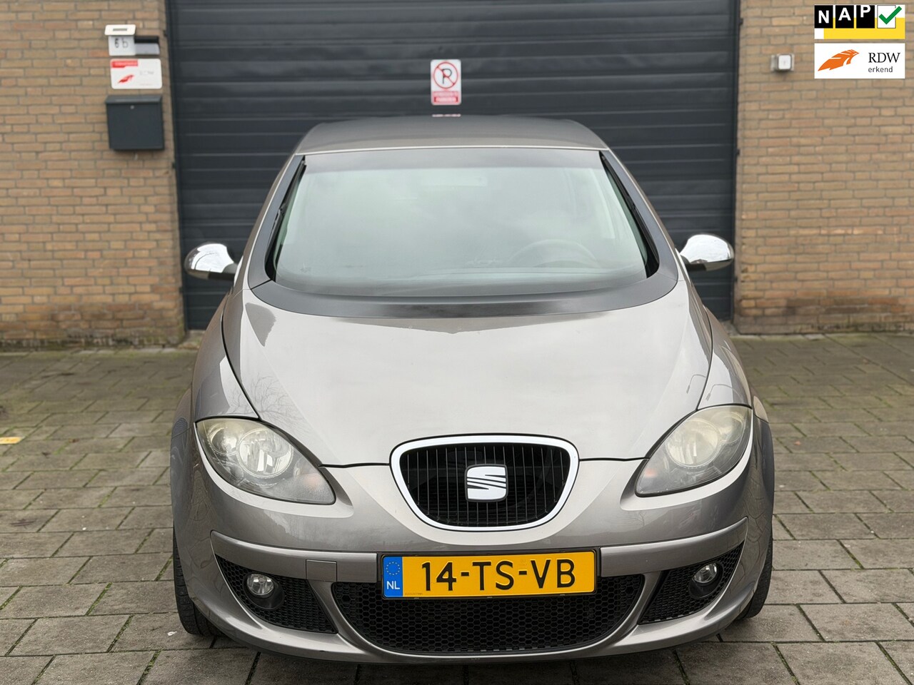 SEAT Altea - 1.6 Lifestyle Airco Clima Navi PDC Trekhaak - AutoWereld.nl