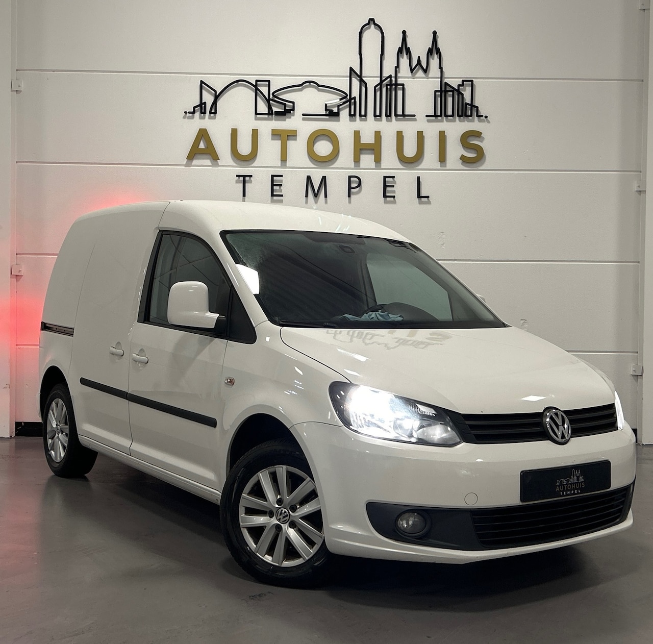 Volkswagen Caddy - 1.6 TDI Nap Automaat Airco Pdc Trekhaak Cruise Export - AutoWereld.nl