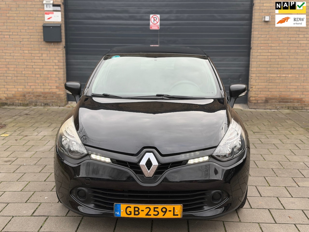 Renault Clio - 0.9 TCe Authentique Airco APK Cruise - AutoWereld.nl