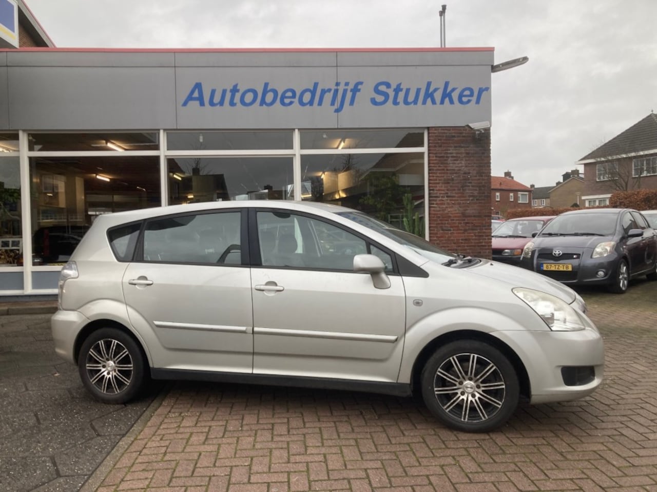 Toyota Corolla Verso - 1.6 VVT-i Linia Terra Comfort Airco 7 pers. APK 12-2026 - AutoWereld.nl