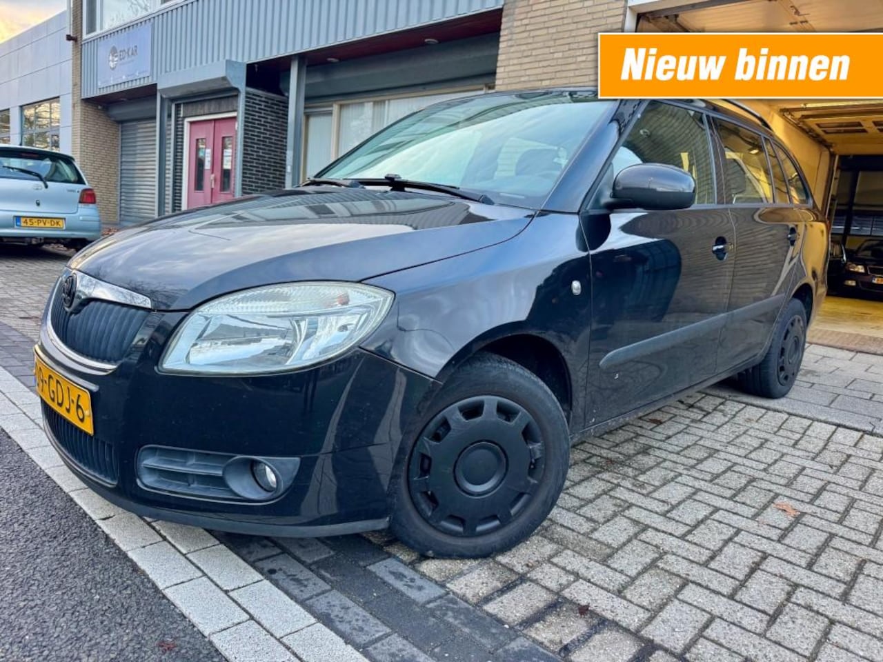 Skoda Fabia Combi - 1.6-16V Ambiente AIRCO TREKHAAK 2DE EIG PDC NAP APK - AutoWereld.nl