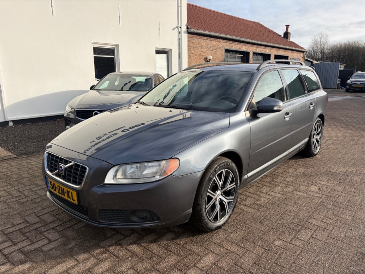 Volvo V70 - 2.5T Automaat Momentum - AutoWereld.nl