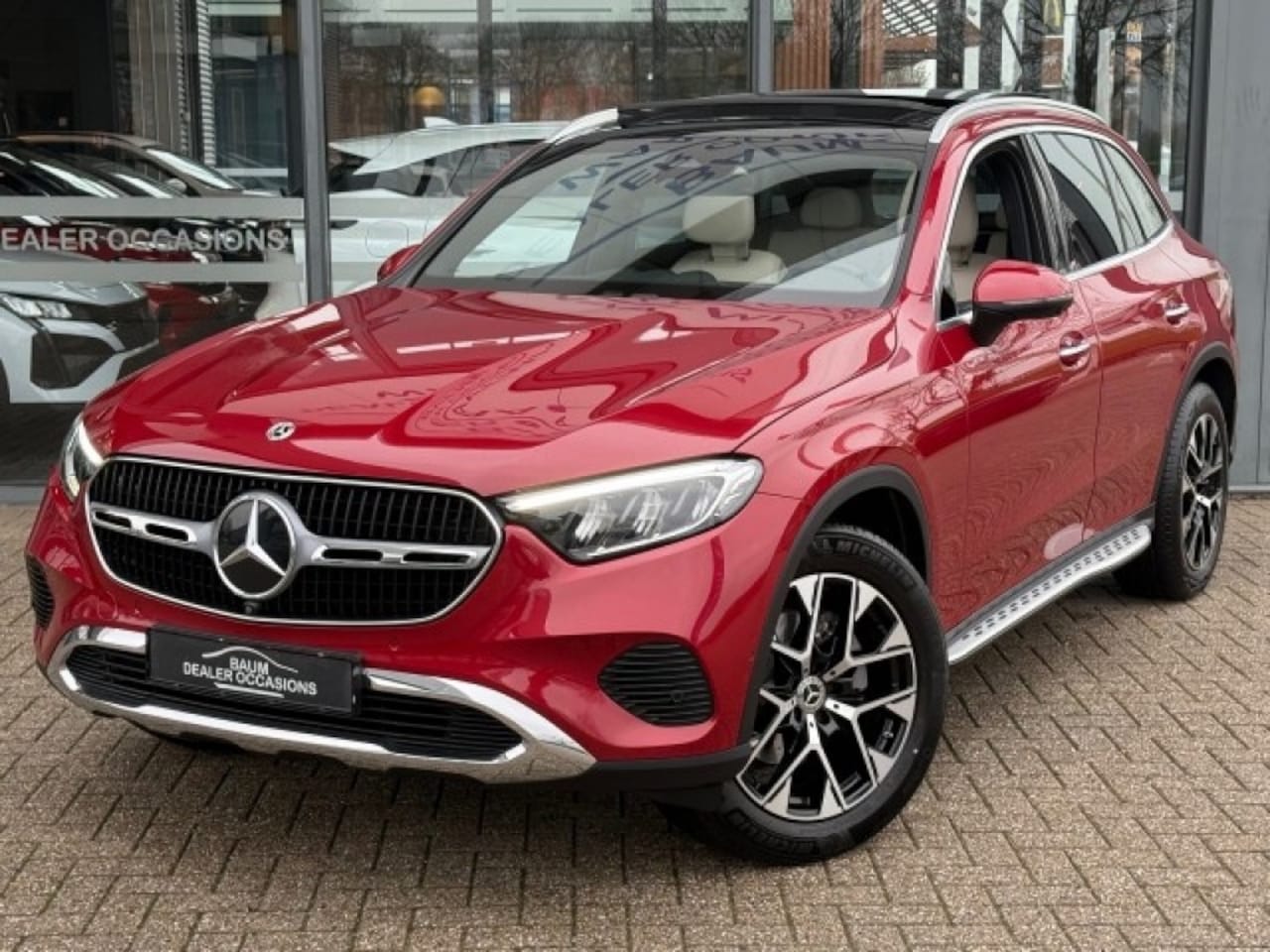 Mercedes-Benz GLC-klasse - 300DE 4MATIC AMG LINE PANORAMA LEER NAVI PDC360GR. - AutoWereld.nl