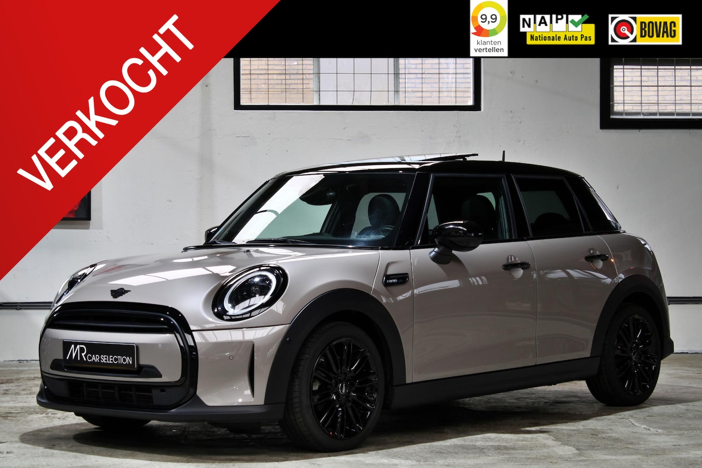 MINI Cooper - Mini 1.5 Camden Plus Edition | Panoramadak | Verwarmd stuur | Harman Kardon | Camera | NL - AutoWereld.nl